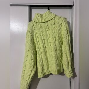 NWT Ellie by Tahari lime cable knit sweater